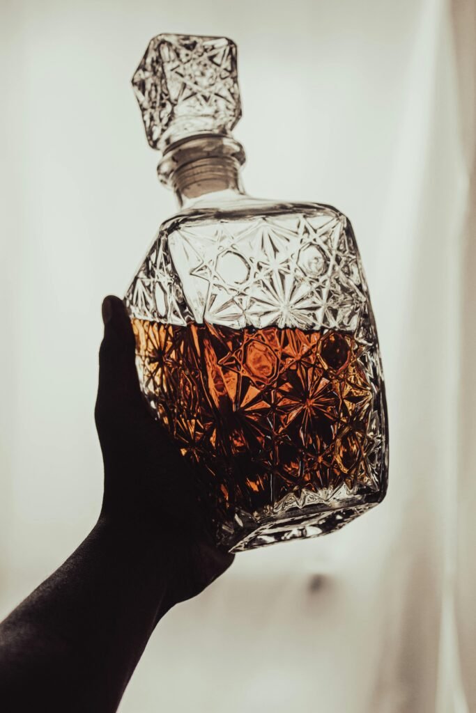 Preserving Perfection: How to Store Your Luxury Fragrances white musk imperial